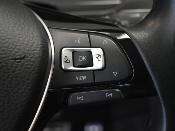 Volkswagen Tiguan II с пробегом 2018 года, цена 2 649 000 рублей, 143147 км, внедорожник, Автокод Объявления