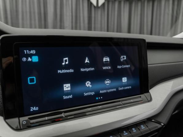 Skoda Octavia IV (A8) с пробегом 2023 года, цена 2 770 000 рублей, 69548 км, лифтбек, Автокод Объявления