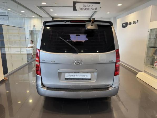 Hyundai Grand Starex I с пробегом 2013 года, цена 1 720 000 рублей, 213026 км, минивэн, Автокод Объявления