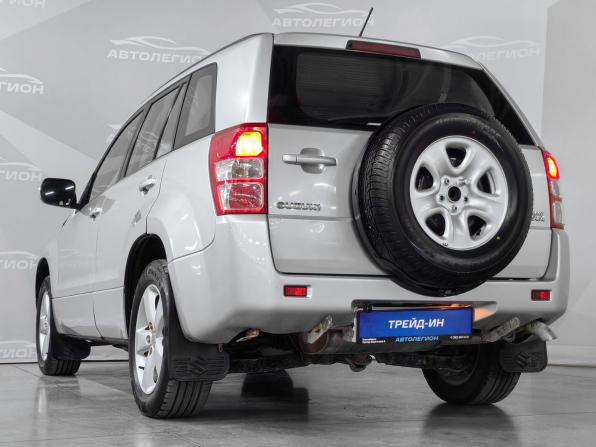 Suzuki Grand Vitara II Рестайлинг с пробегом 2010 года, цена 1 069 000 рублей, 231903 км, внедорожник, Автокод Объявления