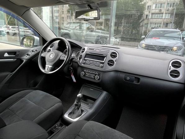Volkswagen Tiguan I Рестайлинг с пробегом 2013 года, цена 1 344 000 рублей, 210388 км, внедорожник, Автокод Объявления