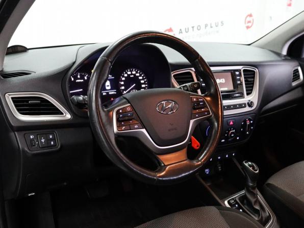 Hyundai Solaris II с пробегом 2019 года, цена 1 379 000 рублей, 102388 км, седан, Автокод Объявления