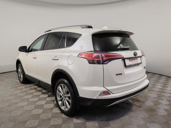 Toyota RAV4 IV (XA40) Рестайлинг с пробегом 2018 года, цена 2 125 000 рублей, 205780 км, внедорожник, Автокод Объявления
