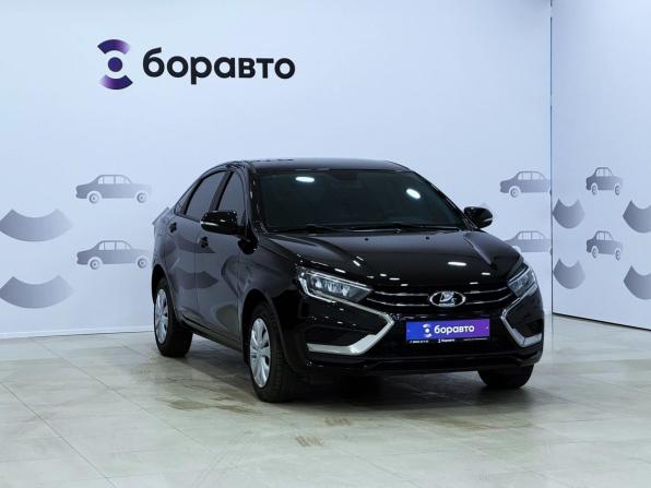 Lada (ВАЗ) Vesta I Рестайлинг (NG) с пробегом 2025 года, цена 1 365 000 рублей, 21711 км, седан, Автокод Объявления