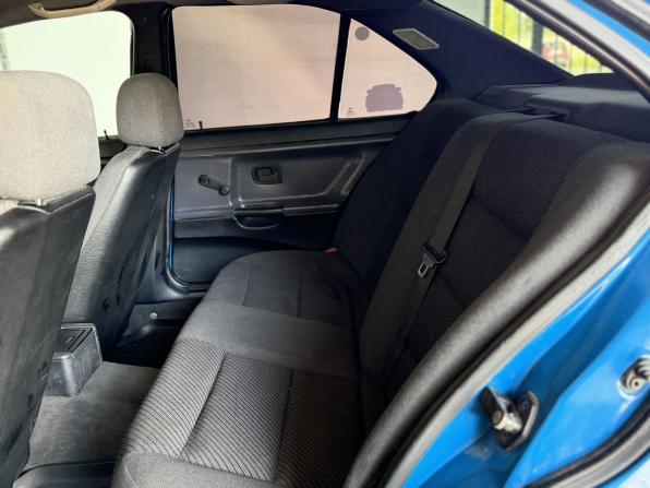 BMW 3 серии III (E36) с пробегом 1992 года, цена 273 000 рублей, 333776 км, седан, Автокод Объявления