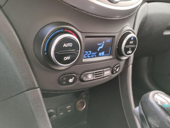 Hyundai Solaris I Рестайлинг с пробегом 2014 года, цена 1 000 000 рублей, 107047 км, хэтчбек, Автокод Объявления