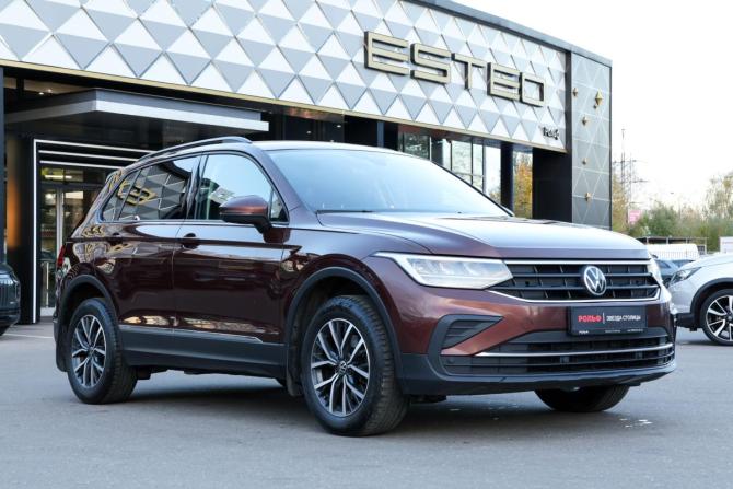 Volkswagen Tiguan II Рестайлинг с пробегом 2021 года, цена 2 190 000 рублей, 110794 км, внедорожник, Автокод Объявления