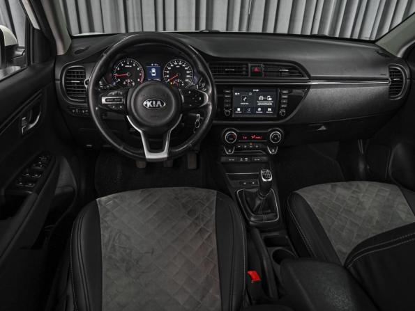 Kia Rio IV с пробегом 2017 года, цена 1 330 000 рублей, 101382 км, седан, Автокод Объявления