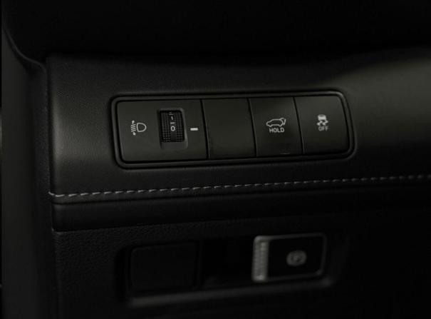 Hyundai Santa Fe IV Рестайлинг с пробегом 2021 года, цена 2 900 000 рублей, 137736 км, внедорожник, Автокод Объявления