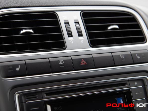 Volkswagen Polo V Рестайлинг с пробегом 2017 года, цена 1 196 000 рублей, 78798 км, седан, Автокод Объявления
