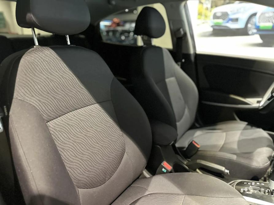 Hyundai Solaris I Новосибирск  - изображение 18