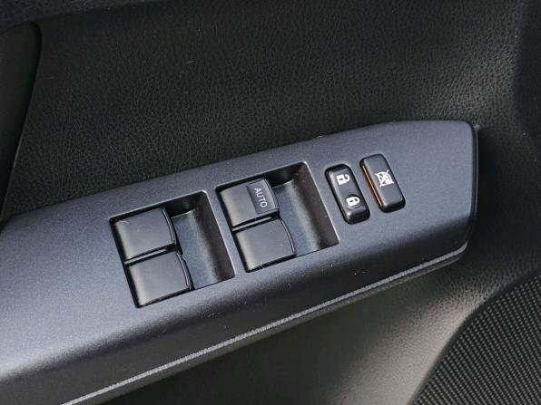 Toyota RAV4 IV (XA40) Рестайлинг с пробегом 2017 года, цена 1 940 000 рублей, 204055 км, внедорожник, Автокод Объявления