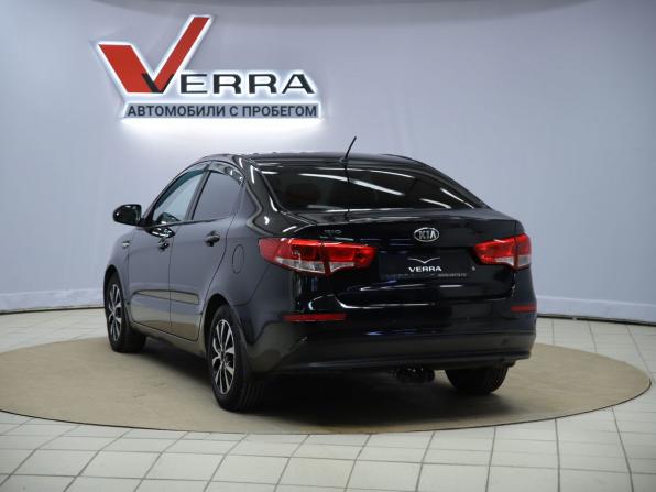 Kia Rio III Рестайлинг с пробегом 2016 года, цена 990 000 рублей, 137860 км, седан, Автокод Объявления