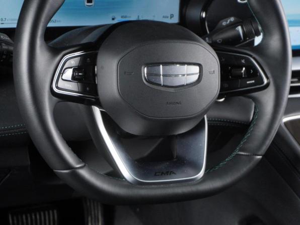 Geely Monjaro I Рестайлинг (China Market) с пробегом 2025 года, цена 3 490 000 рублей, 38352 км, внедорожник, Автокод Объявления