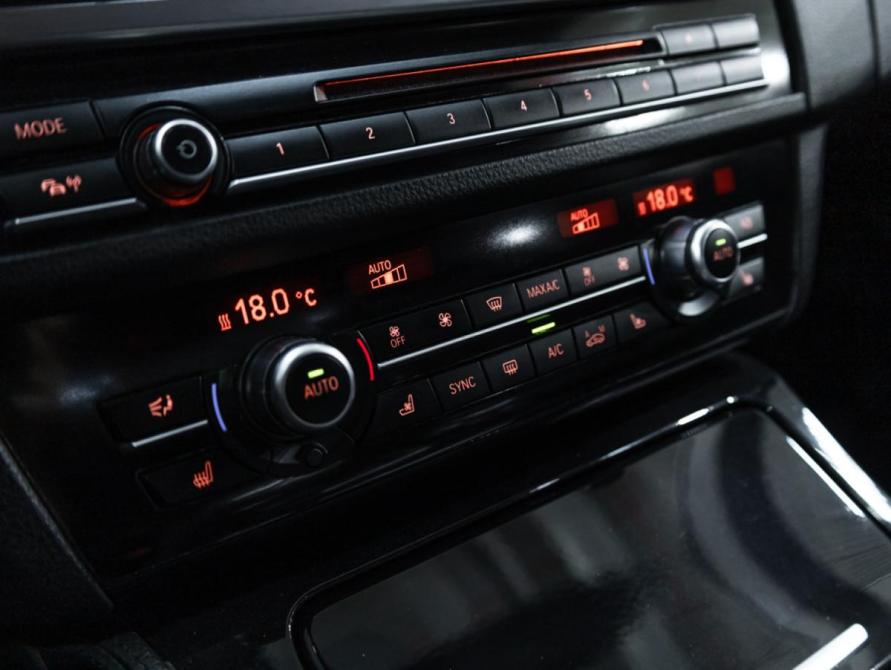 BMW 5 серии VI (F10/F11/F07) Рестайлинг Санкт-Петербург  - изображение 32