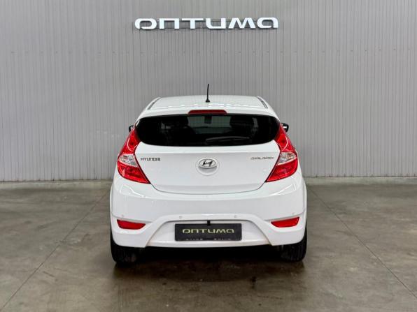 Hyundai Solaris I с пробегом 2013 года, цена 1 077 000 рублей, 66056 км, хэтчбек, Автокод Объявления