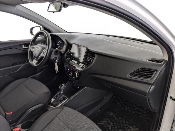 Hyundai Solaris II Рестайлинг с пробегом 2021 года, цена 1 530 000 рублей, 87883 км, седан, Автокод Объявления