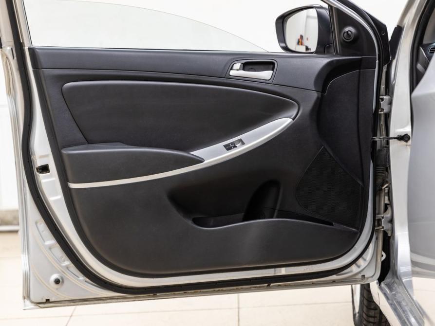 Hyundai Solaris I Волгоград  - изображение 18