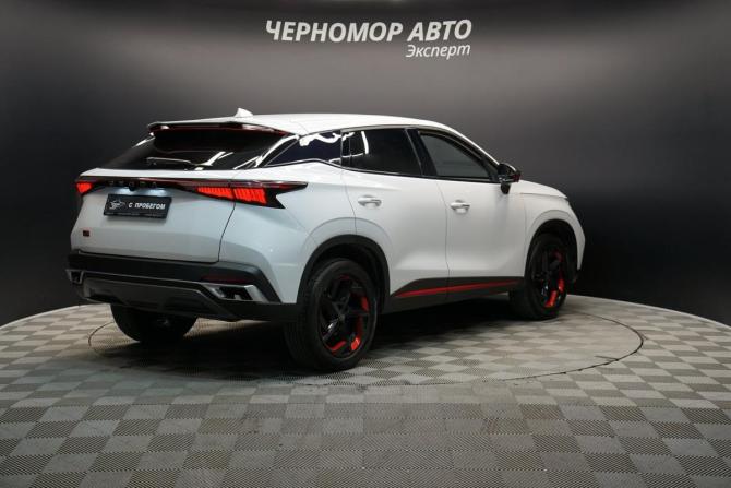 Omoda C5 I с пробегом 2022 года, цена 1 622 000 рублей, 59143 км, внедорожник, Автокод Объявления