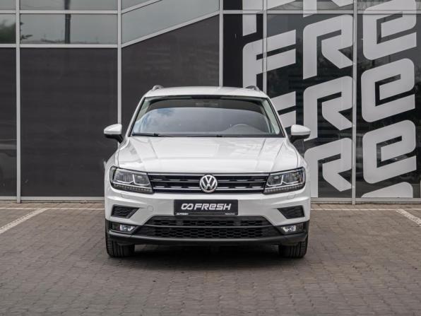 Volkswagen Tiguan II с пробегом 2018 года, цена 2 750 000 рублей, 62442 км, внедорожник, Автокод Объявления