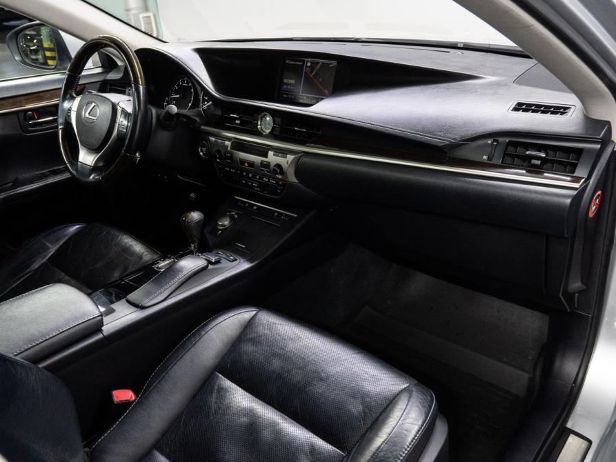 Lexus ES VI Тюмень  - изображение 20