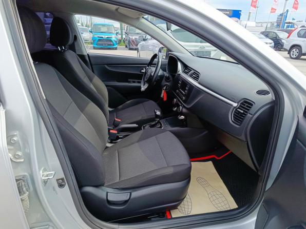 Kia Rio IV Рестайлинг с пробегом 2020 года, цена 1 549 995 рублей, 79132 км, седан, Автокод Объявления