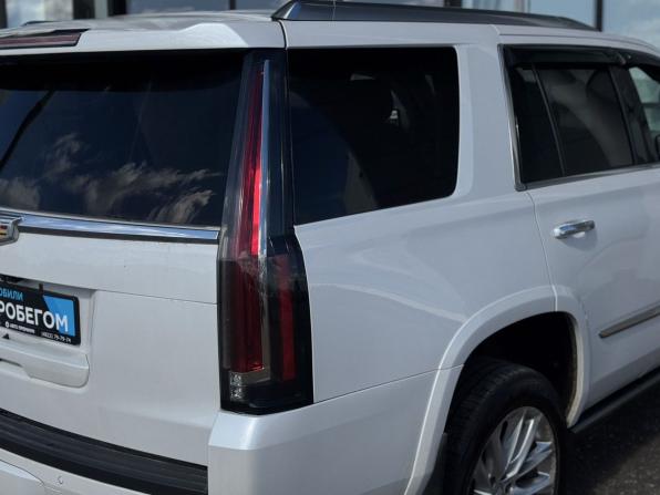 Cadillac Escalade IV с пробегом 2020 года, цена 4 300 000 рублей, 180366 км, внедорожник, Автокод Объявления