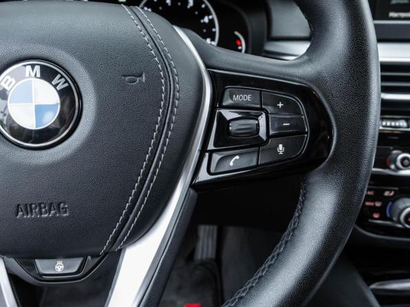 BMW 5 серии VII (G30/G31/G38) с пробегом 2018 года, цена 3 260 000 рублей, 143936 км, седан, Автокод Объявления