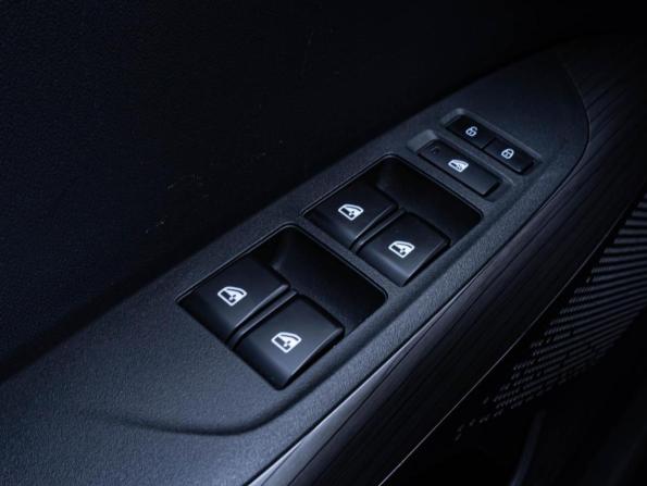 Changan Lamore с пробегом 2023 года, цена 2 080 000 рублей, 17149 км, седан, Автокод Объявления