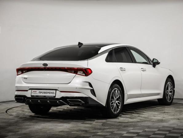 Kia K5 III с пробегом 2021 года, цена 2 550 000 рублей, 52866 км, седан, Автокод Объявления