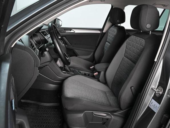 Volkswagen Tiguan II Рестайлинг с пробегом 2021 года, цена 2 799 000 рублей, 118069 км, внедорожник, Автокод Объявления