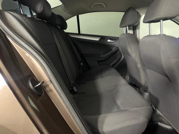 Volkswagen Jetta VI с пробегом 2012 года, цена 812 000 рублей, 242823 км, седан, Автокод Объявления