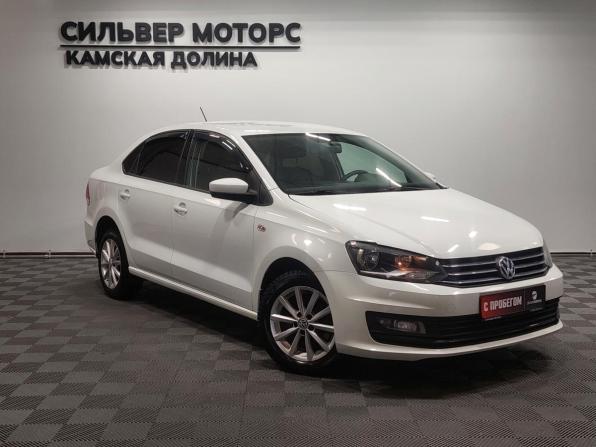 Volkswagen Polo V Рестайлинг с пробегом 2017 года, цена 880 000 рублей, 154000 км, седан, Автокод Объявления