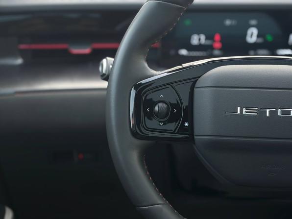 JETOUR DASHING I с пробегом 2023 года, цена 2 249 000 рублей, 29255 км, внедорожник, Автокод Объявления