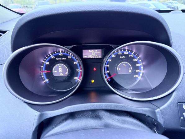 Hyundai ix35 I Рестайлинг с пробегом 2014 года, цена 1 179 000 рублей, 146295 км, внедорожник, Автокод Объявления
