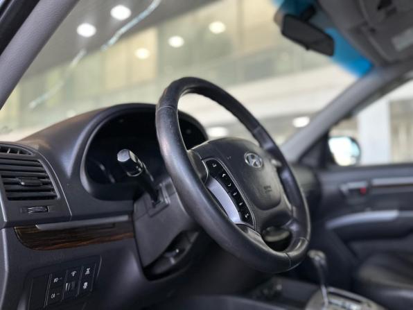 Hyundai Santa Fe II Рестайлинг с пробегом 2011 года, цена 1 150 000 рублей, 232156 км, внедорожник, Автокод Объявления