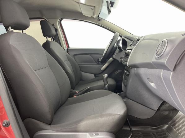 Renault Sandero II с пробегом 2014 года, цена 680 000 рублей, 221000 км, хэтчбек, Автокод Объявления