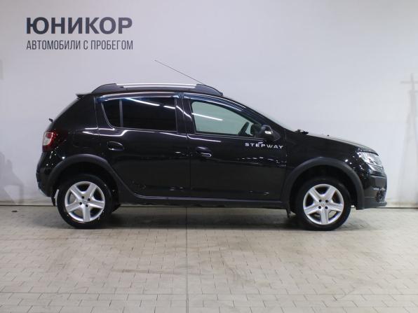 Renault Sandero II с пробегом 2017 года, цена 1 049 000 рублей, 106331 км, хэтчбек, Автокод Объявления