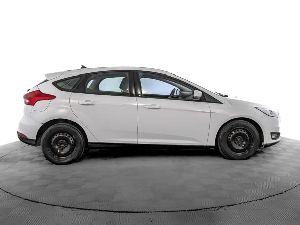 Ford Focus III Рестайлинг с пробегом 2018 года, цена 1 095 000 рублей, 118079 км, хэтчбек, Автокод Объявления