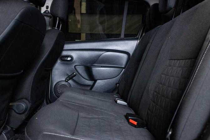 Renault Sandero II с пробегом 2015 года, цена 899 000 рублей, 154208 км, хэтчбек, Автокод Объявления