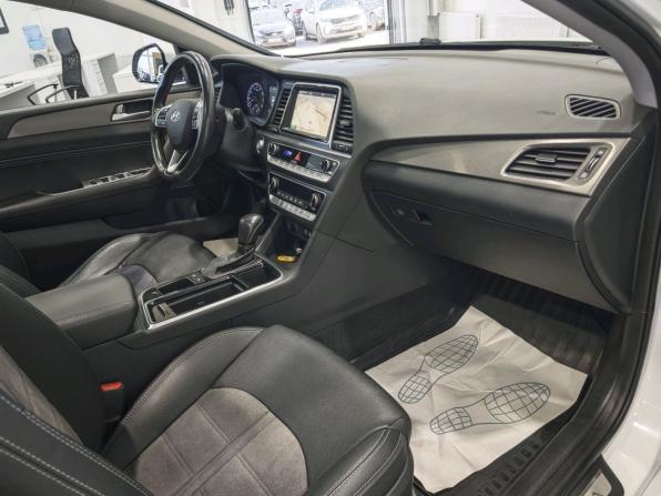 Hyundai Sonata VII (LF) Рестайлинг с пробегом 2018 года, цена 1 850 000 рублей, 144500 км, седан, Автокод Объявления