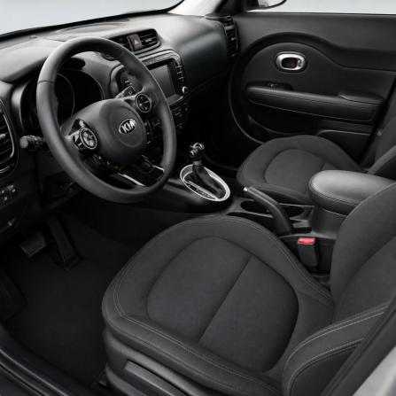 Kia Soul II Рестайлинг с пробегом 2018 года, цена 1 355 000 рублей, 155314 км, хэтчбек, Автокод Объявления
