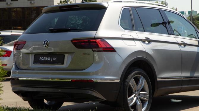 Volkswagen Tiguan II с пробегом 2018 года, цена 3 170 000 рублей, 87889 км, внедорожник, Автокод Объявления
