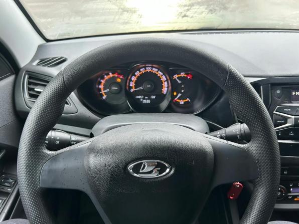 Lada (ВАЗ) Vesta I с пробегом 2021 года, цена 989 000 рублей, 114057 км, седан, Автокод Объявления
