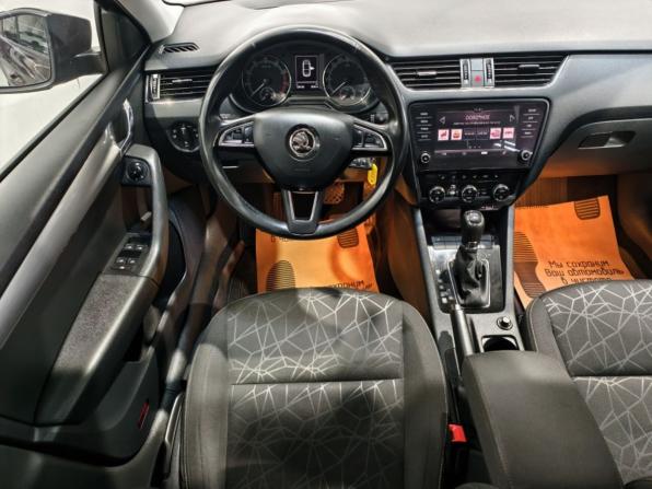 Skoda Octavia III (A7) Рестайлинг с пробегом 2019 года, цена 1 763 000 рублей, 138763 км, лифтбек, Автокод Объявления