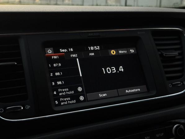Kia Carnival III с пробегом 2020 года, цена 2 800 000 рублей, 136500 км, минивэн, Автокод Объявления