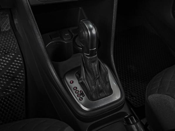 Volkswagen Polo V Рестайлинг с пробегом 2018 года, цена 1 228 000 рублей, 158273 км, седан, Автокод Объявления
