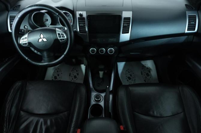 Mitsubishi Outlander II с пробегом 2006 года, цена 1 049 000 рублей, 252000 км, внедорожник, Автокод Объявления