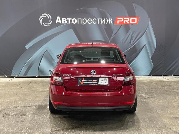 Skoda Octavia III (A7) Рестайлинг с пробегом 2017 года, цена 1 615 000 рублей, 198925 км, лифтбек, Автокод Объявления