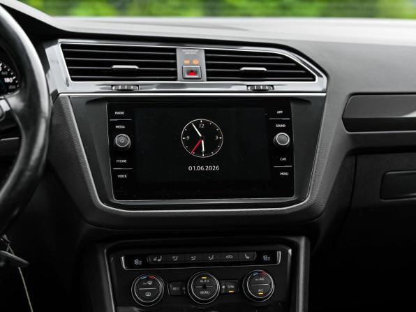 Volkswagen Tiguan II с пробегом 2017 года, цена 2 220 000 рублей, 197529 км, внедорожник, Автокод Объявления
